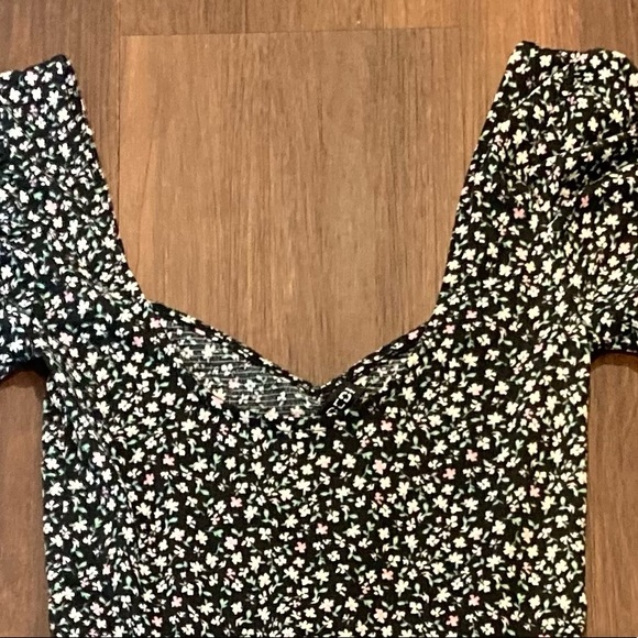 H&M Floral Dress - Picture 5 of 5